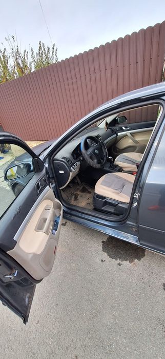 Vând Skoda Octavia 2