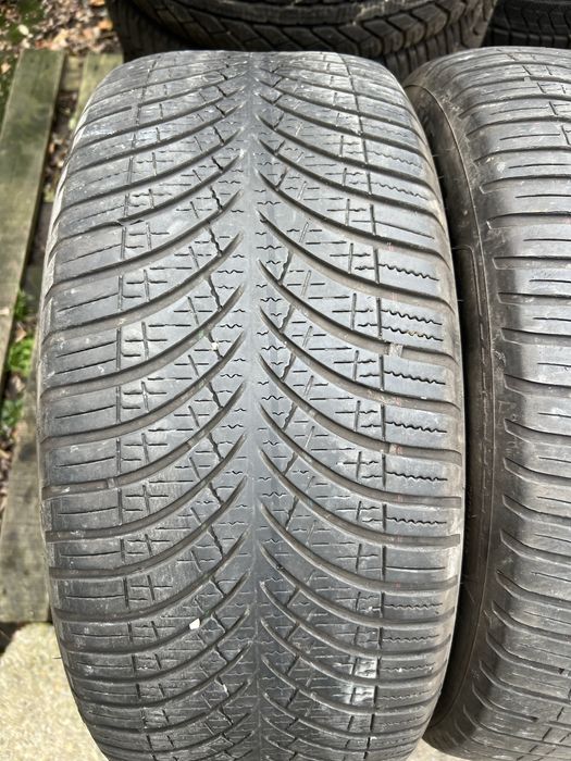 Cauciucuri Allseason 245/45/18 Goodyear 2023