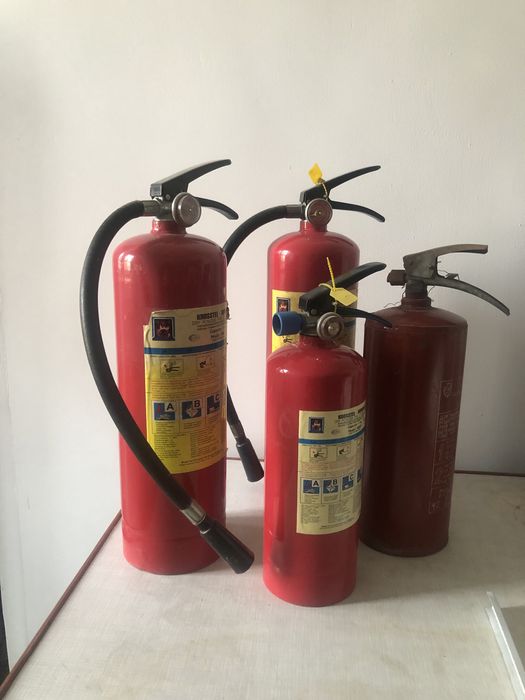 Продаю огнетушители б/у