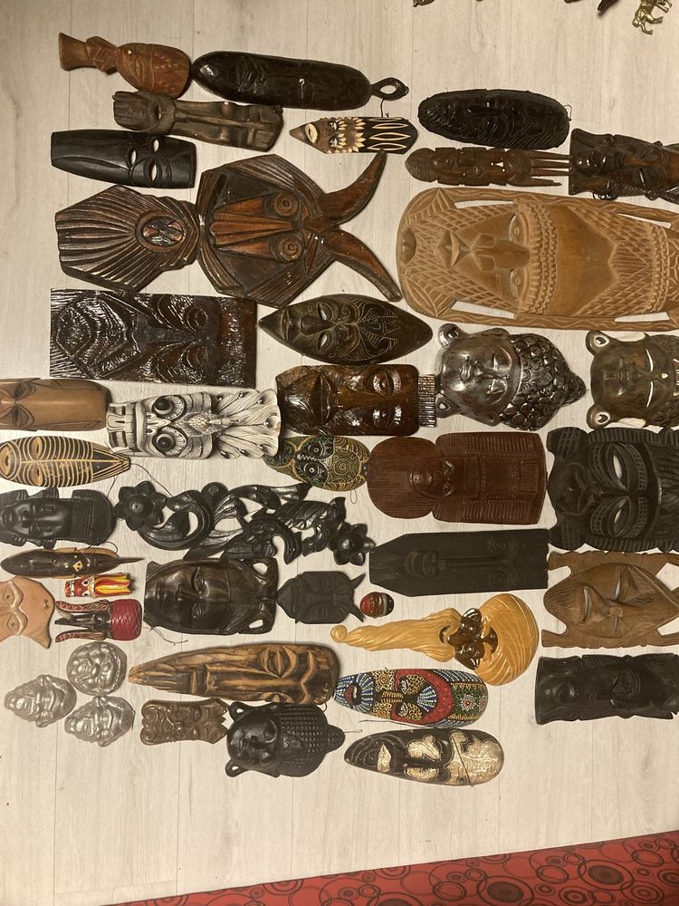 Колекция 155 маски от цял свят маска дърворезба
