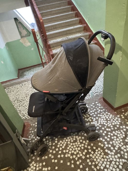 Прогулочная коляска