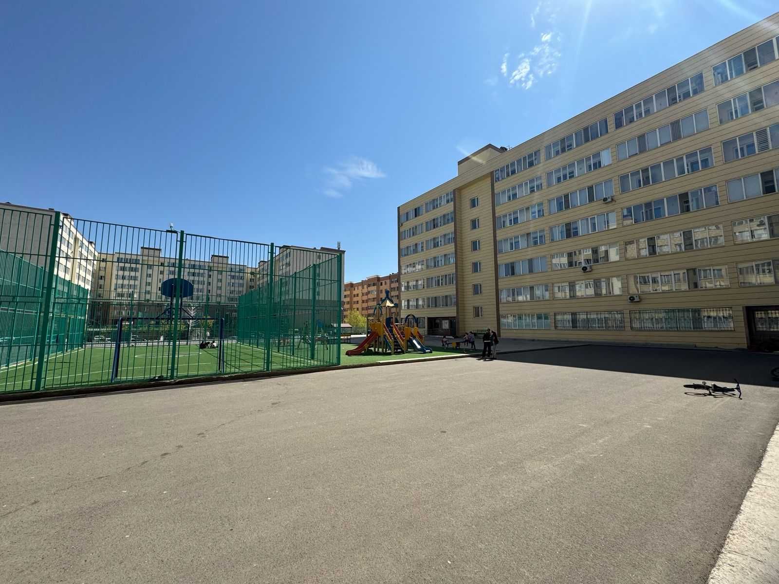 1-комн 40кв, 1/7эт,паркинг,р-н Хазрет султан, помощь в ипотеке