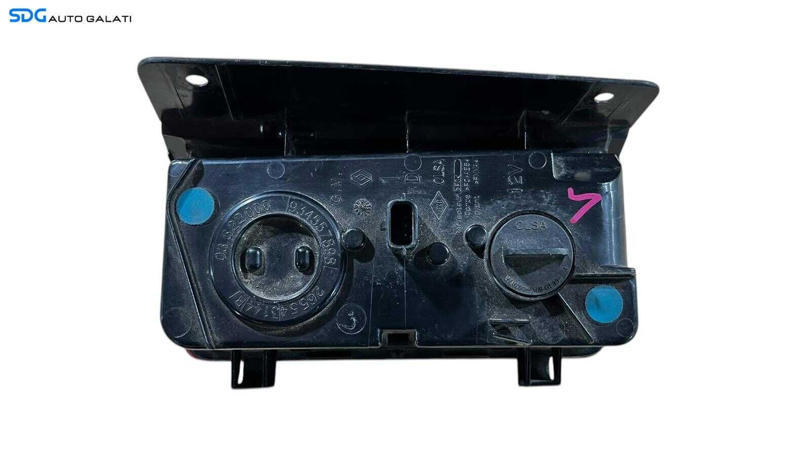 Stop Lampa Tripla Ceata Marsarier Mers Inapoi Stanga de pe Spoiler Bara Spate Opel Vivaro 2014 - 2019 Cod 93867971 265542955R [L5352]
