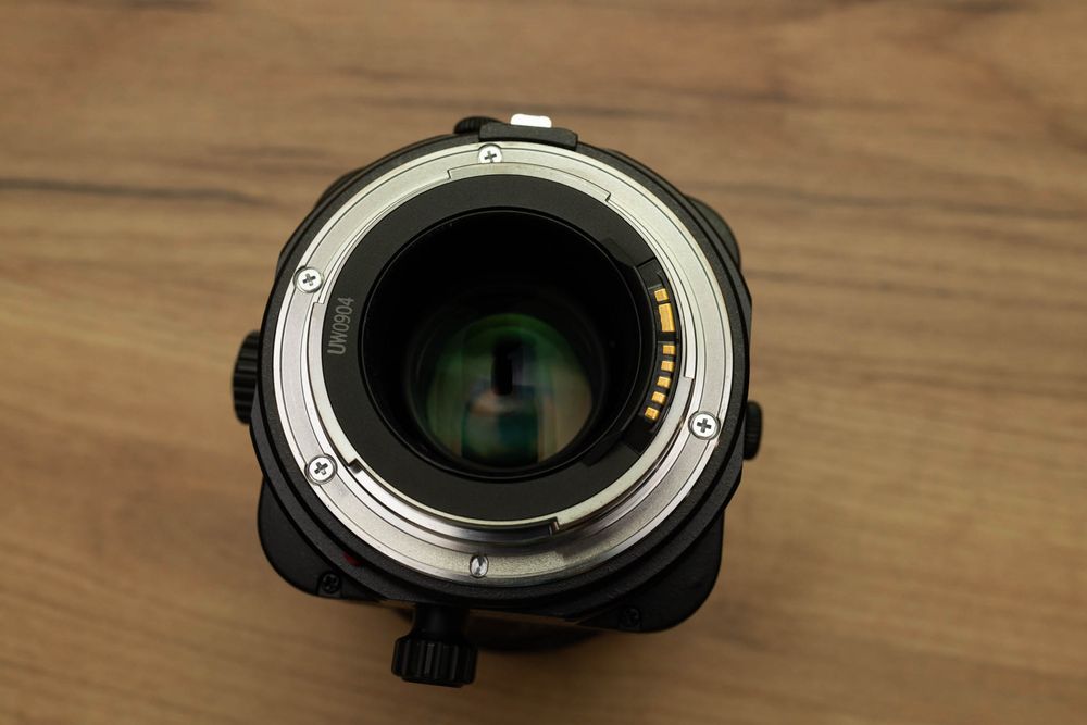 Canon TS-E 45mm f/2.8 Tilt Shift