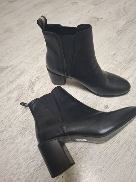 Ghete Marc O'Polo piele naturală