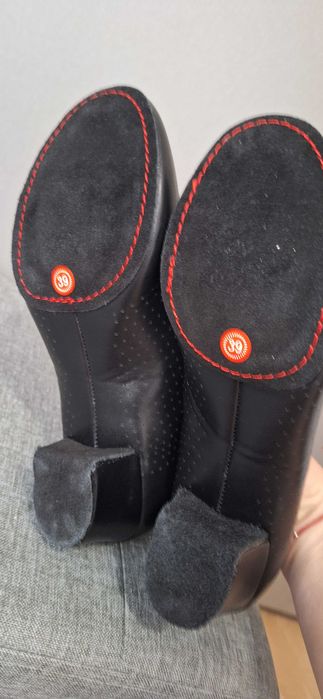 Обувки за спортни танци