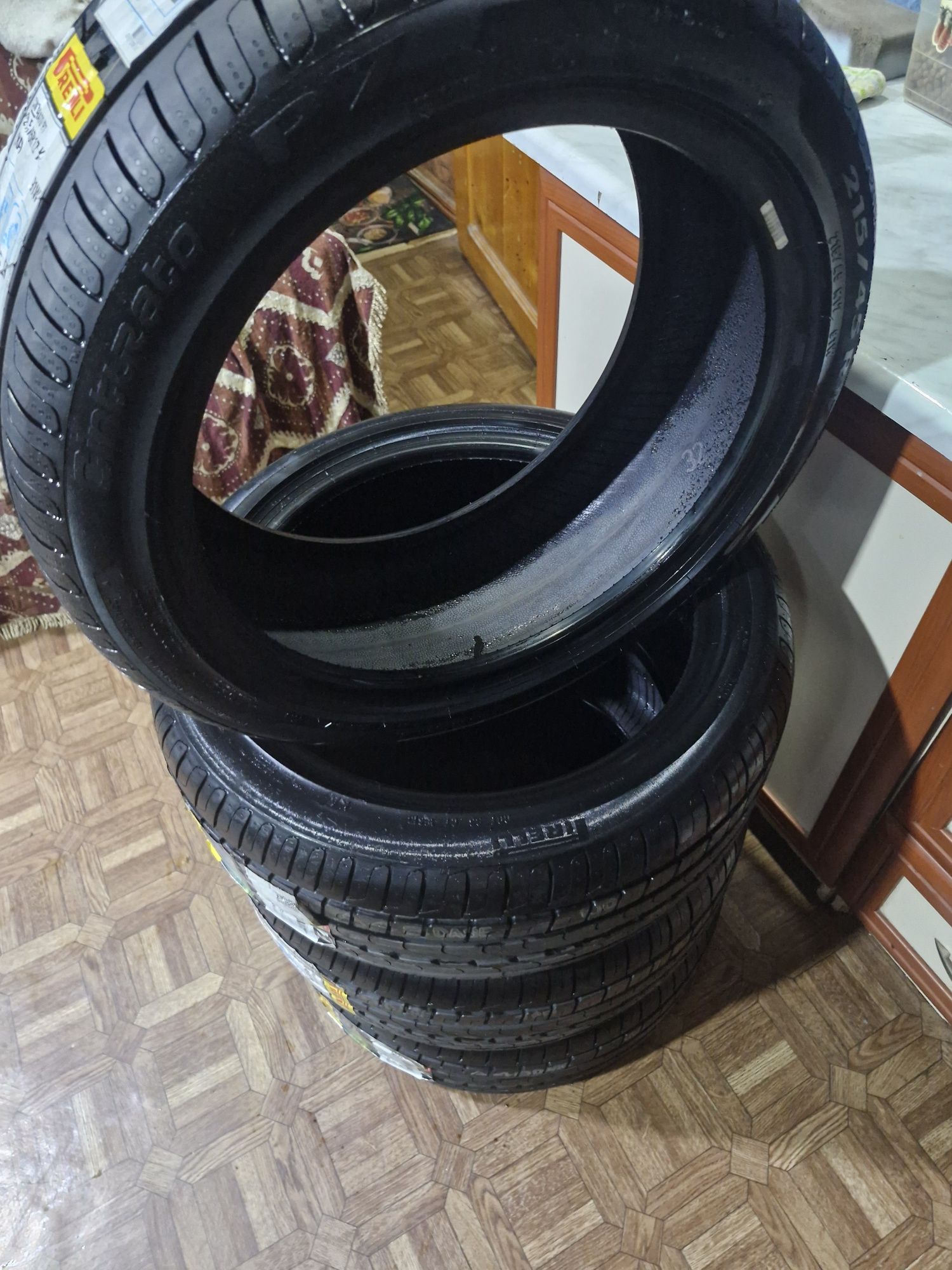 Продам новые баллоны Pirelli