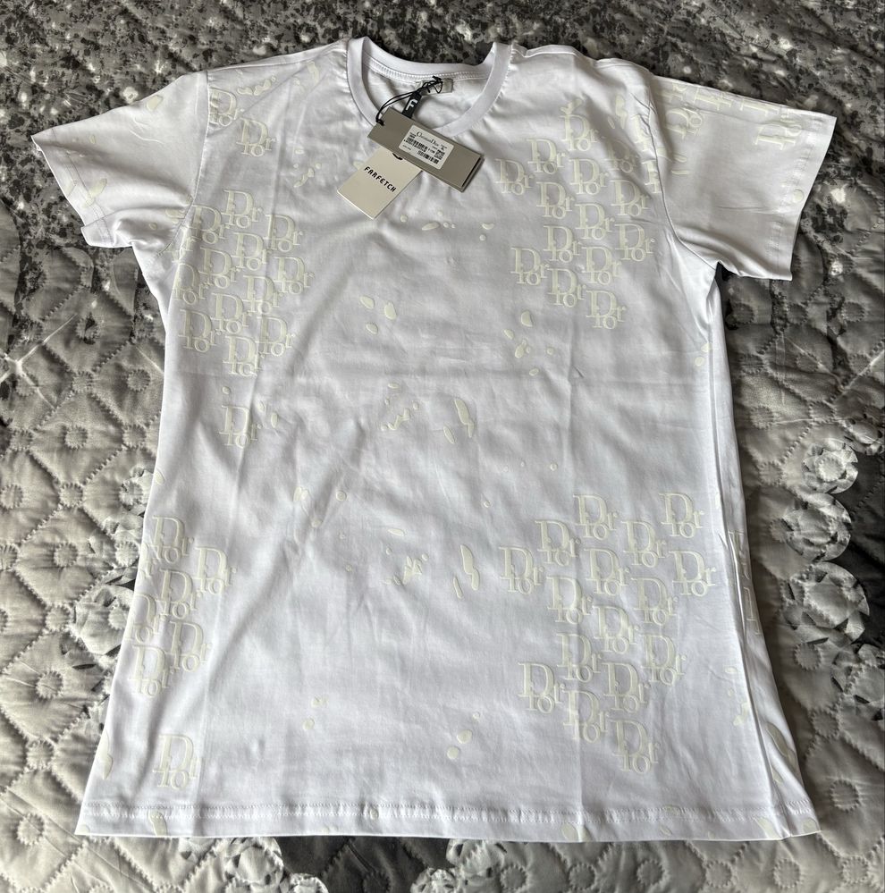 Мъжка тениска Dior Sauvage, бяла, размер XL (нова)