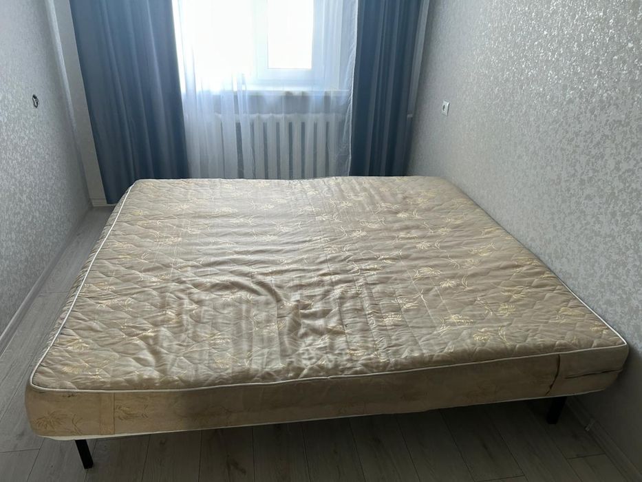 продам матрас 180х200