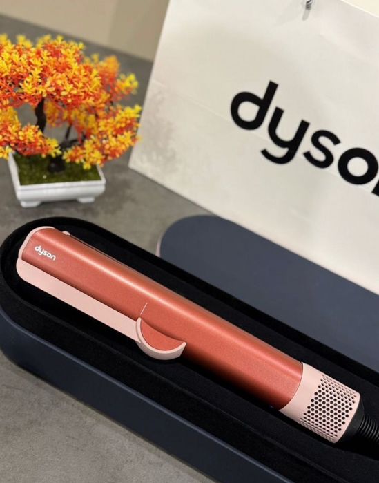 Продам Новый Dyson Airstrait Версия с Кейсом На заказ