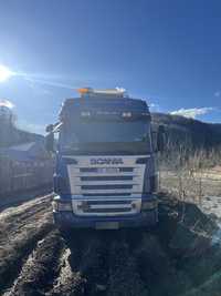 Se vinde camion forestier Scania r580