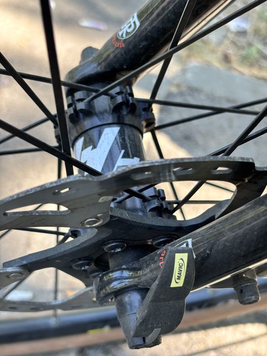 Bicicleta gravel full carbon