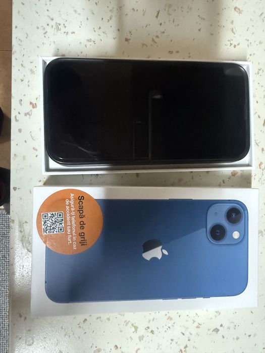 Vand iphone 13,128 GB,culoare Blue