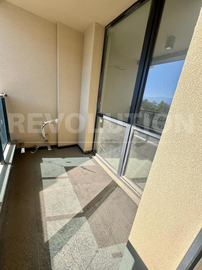 Продава се Двустаен апартамент в Пловдив, Христо Смирненски - 71 кв.м за 1500 €/кв.м - Снимка #2