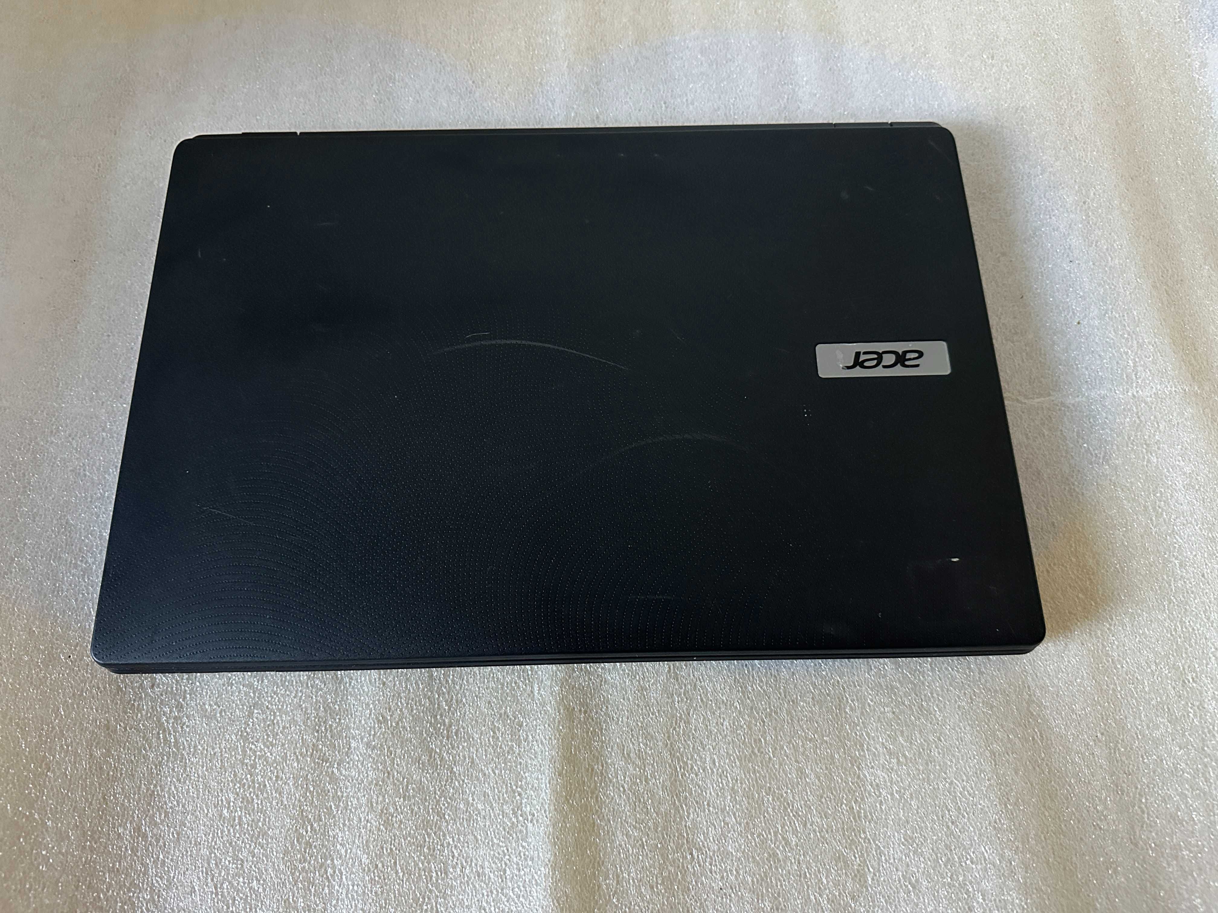 laptop acer 17.3 led, ram 8 gb, ssd 120 gb