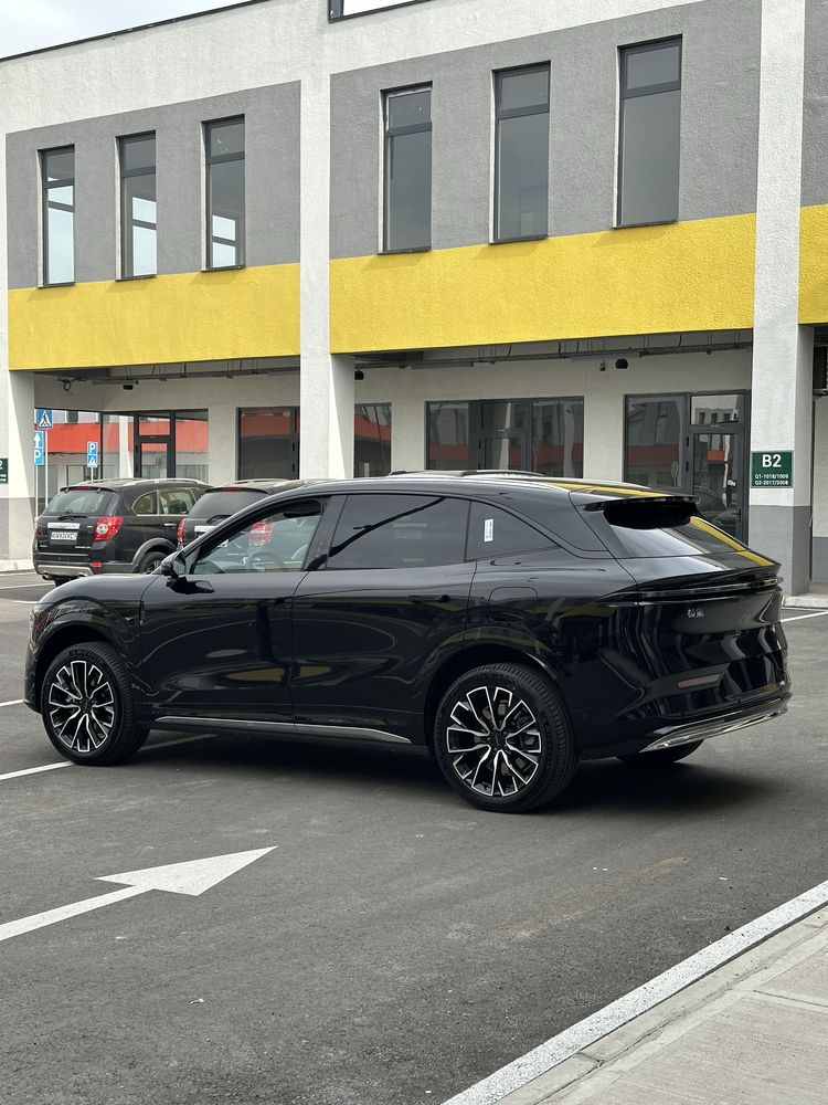 Zeekr 7X RWD Smart driving 2025/25 100KWH 705 KM Full skidka narxlarda