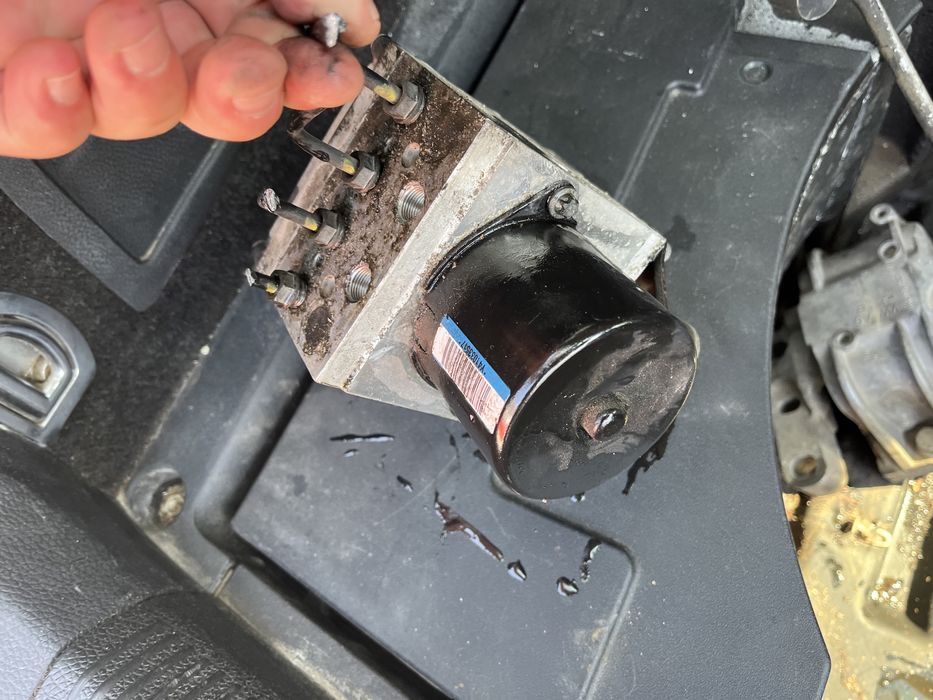 pompa abs passat 2.0 tdi