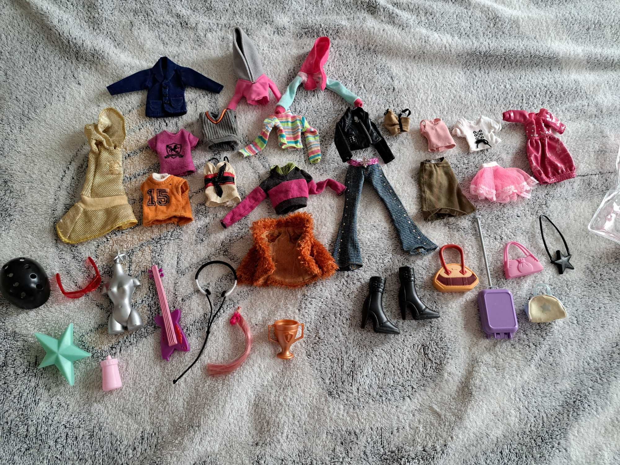 Lot accesorii papusi Bratz