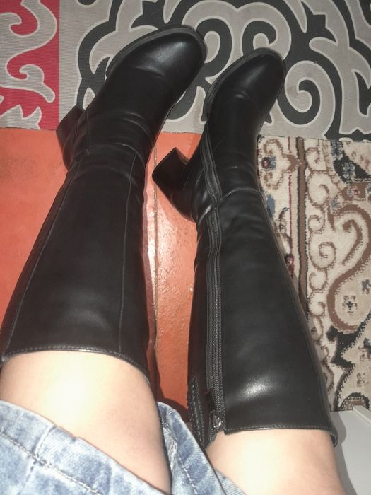 Қыстық аяқкиім қалың