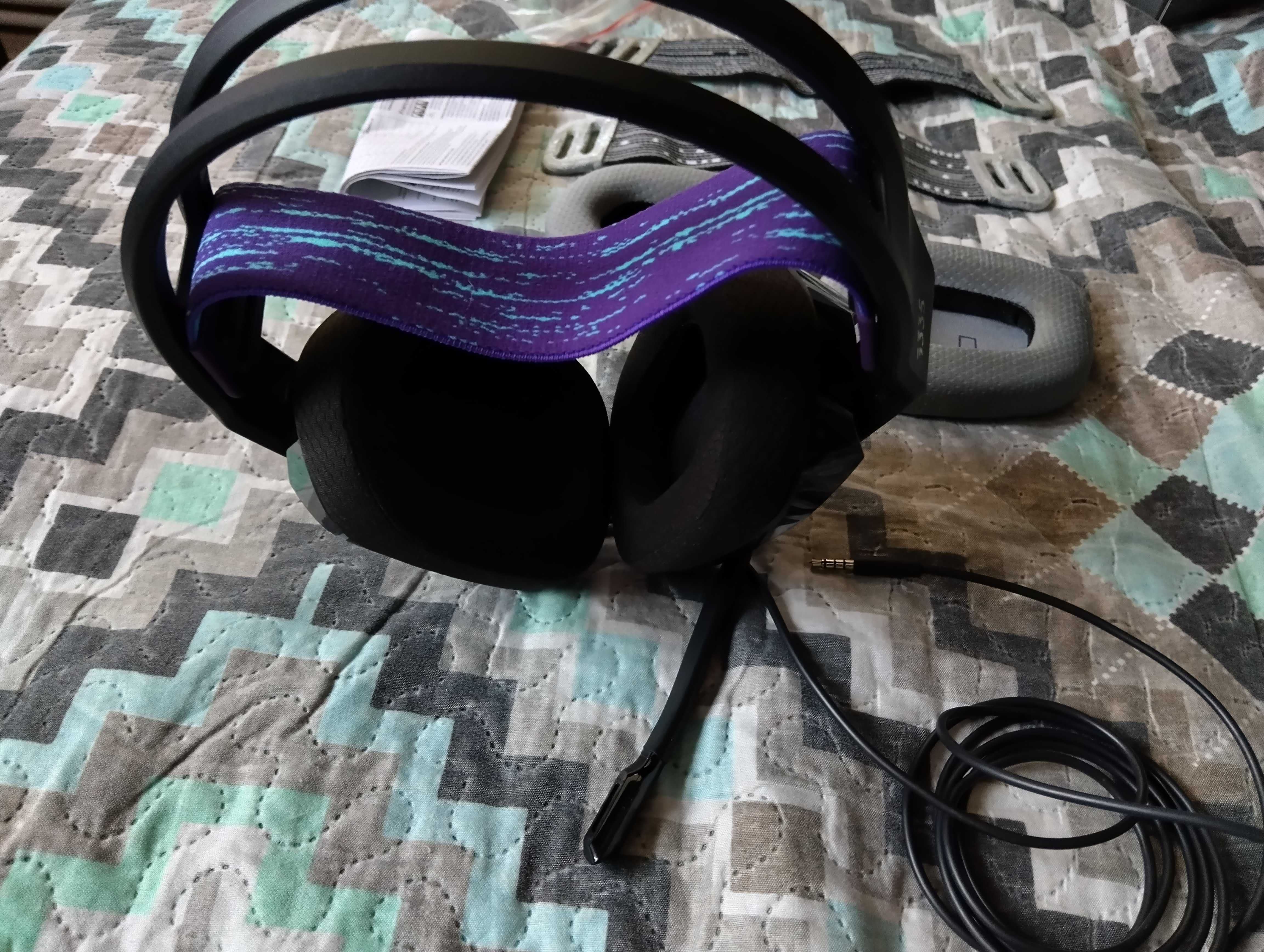Слушалки Logitech G335 (черни) + ленти/наушници