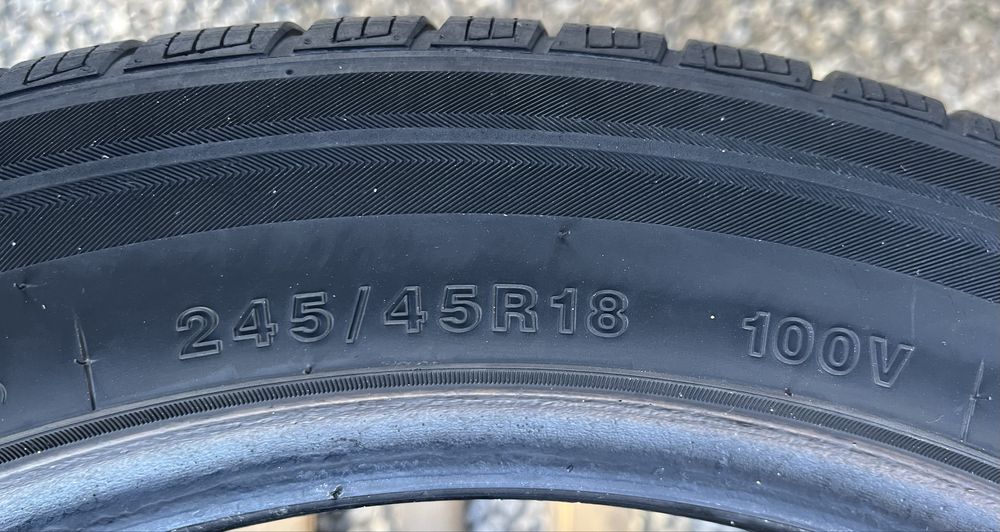 2бр 245/45/18 на 6,5мм с 23дот
