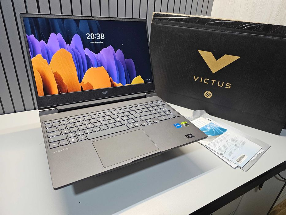 ПРОДАМ VICTUS 15 Игровой Ноутбук Core™i5-13420H/8GB/512SSD/RTX3050-6GB