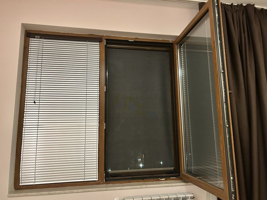 PVC Дограма тровн прозорец