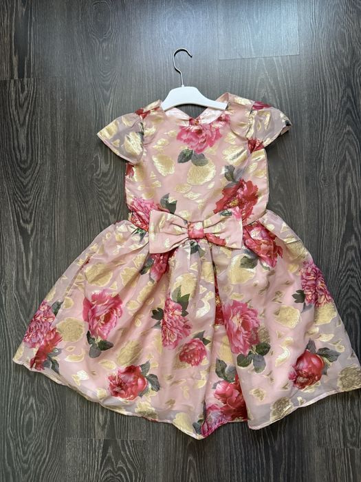 Rochie eleganta fetite