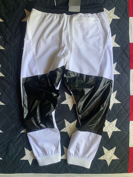 Under Armour • USA