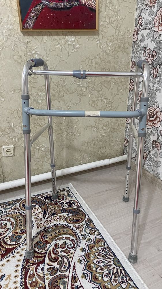 Ходунки для пожилых / Жүргіш құрал сатамын, жаңадай