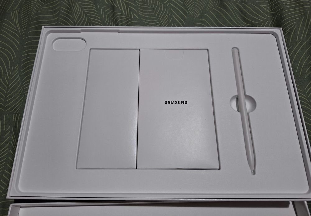 Samsung Galaxy Tab S10+ – 256 GB, Wi-Fi, Gray, 12 GB RAM