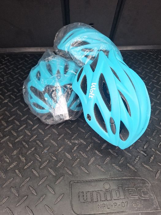 Gheozdane/Genti wolt 140 lei buc