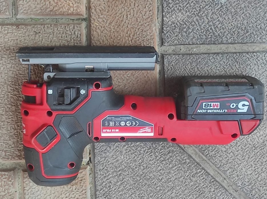 Pendular  MILWACKEE M18 FBJS  ca și nou