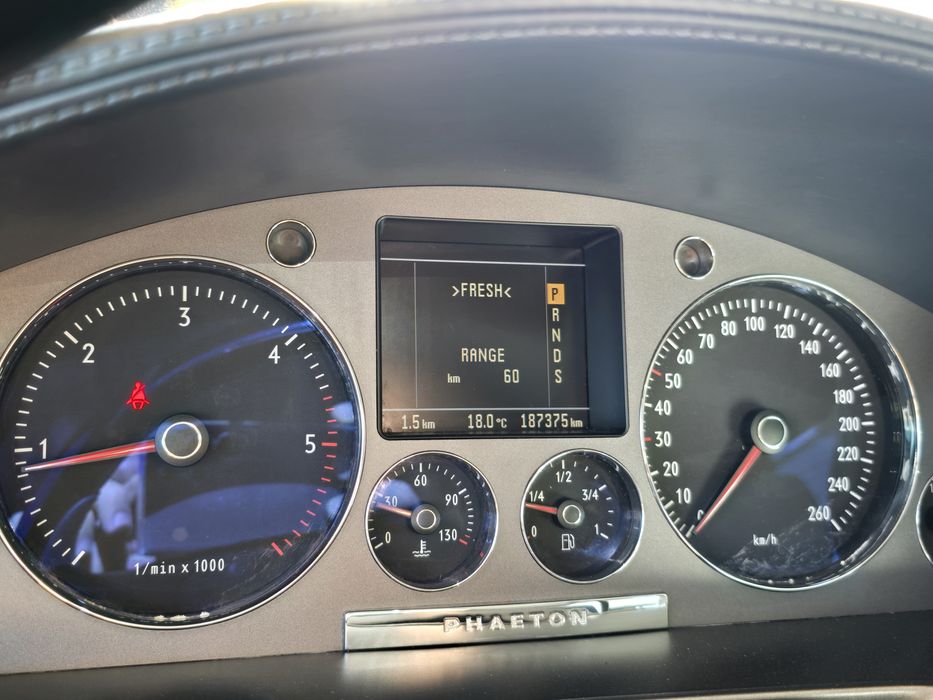 VW Phaeton 3.0TDi-v6/Individual/Лизинг