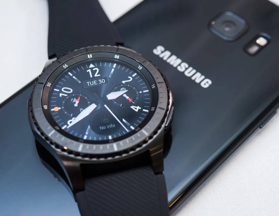 Смарт-часы SAMSUNG Gear S3 Frontier, SM-R760NDAASKZ