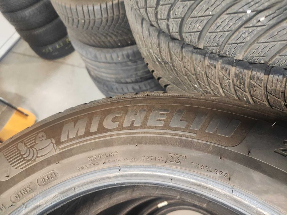 4бр.зимни гуми 225/60/18 Michelin