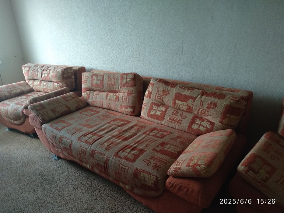 Отдам два кресла