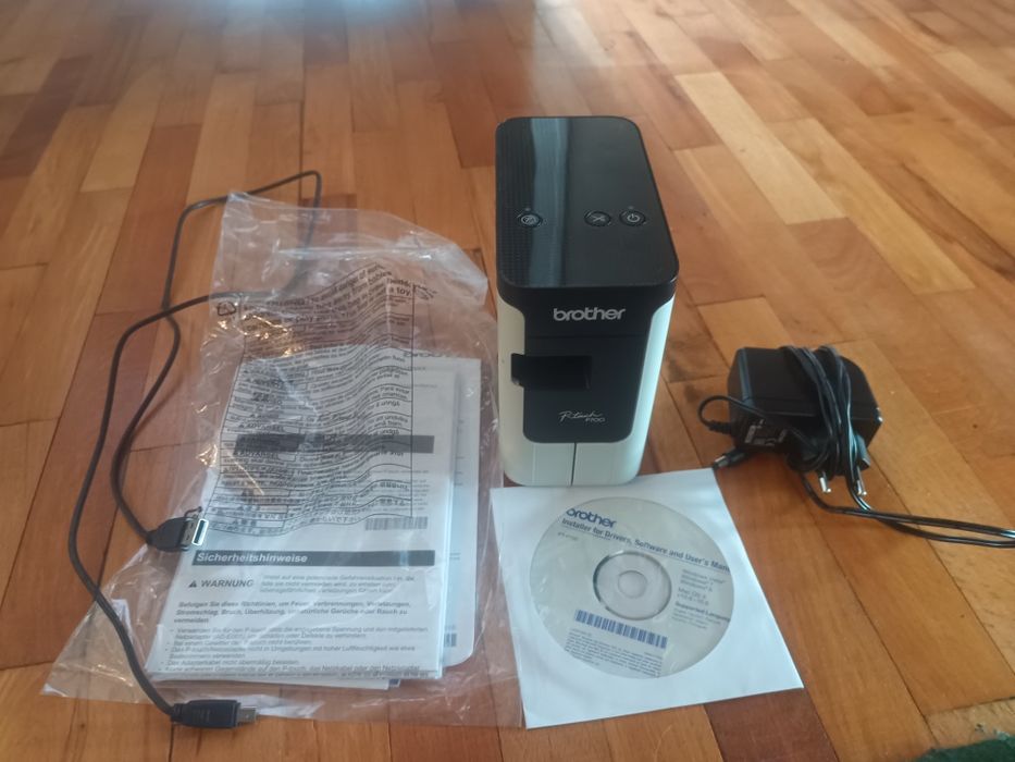 Brother P-Touch P700 – Imprimantă etichete USB – Ca nouă!