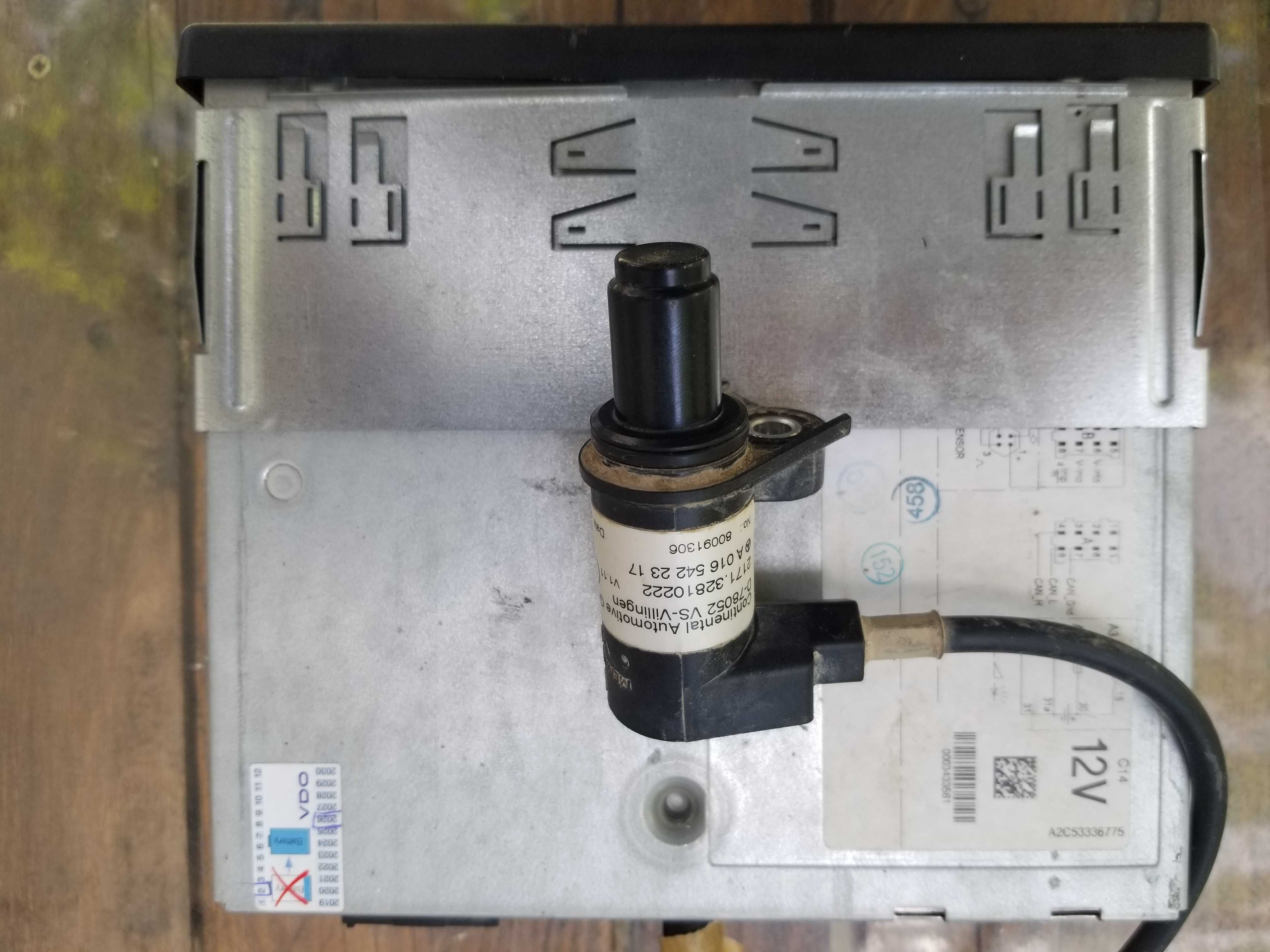 Тахограф 12V и Тахограф 12/24 универсален за всички мпс