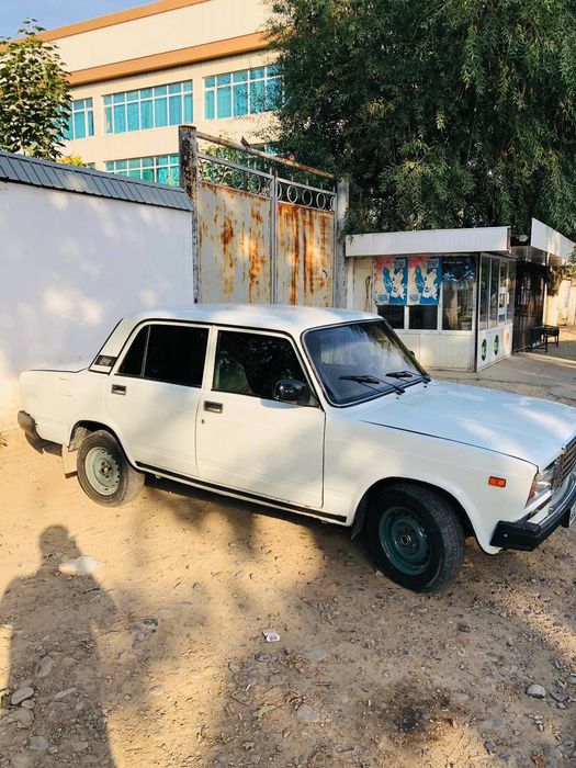 Jiguli 2107 holati yaxshi