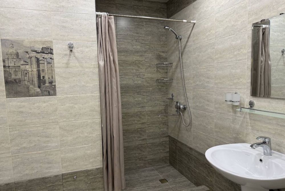 Квартира в аренду срочно сдается по низкой цене! Юнусабаде успейте!