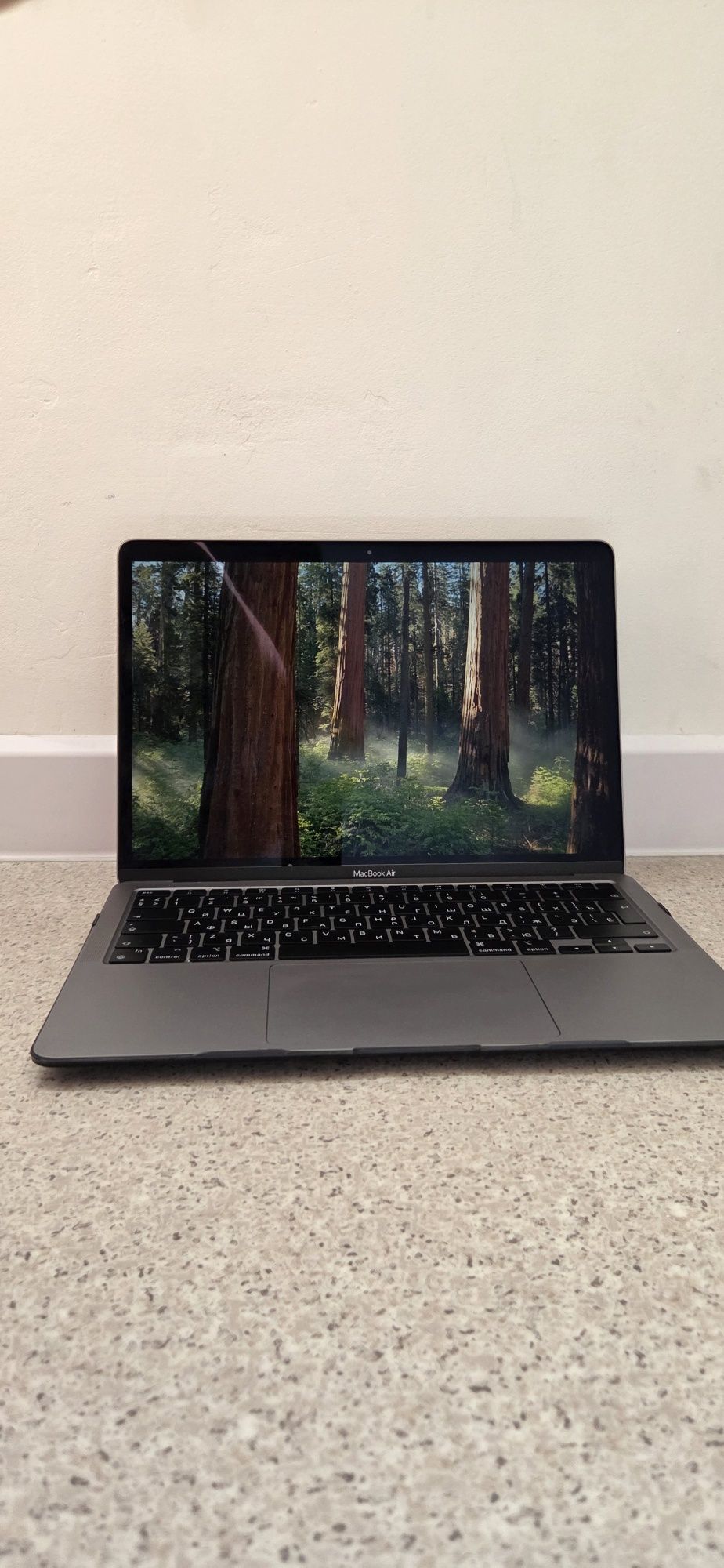 ПРОДАМ MacBook Air 13