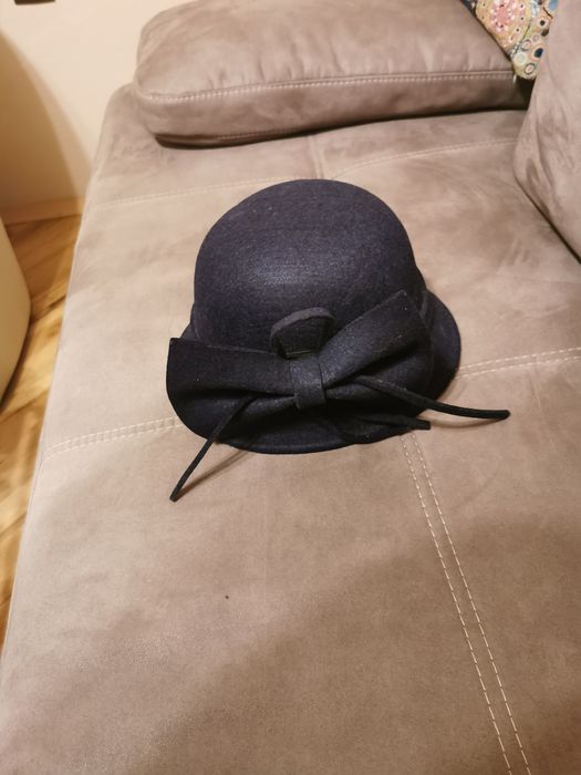 Шапка с панделка