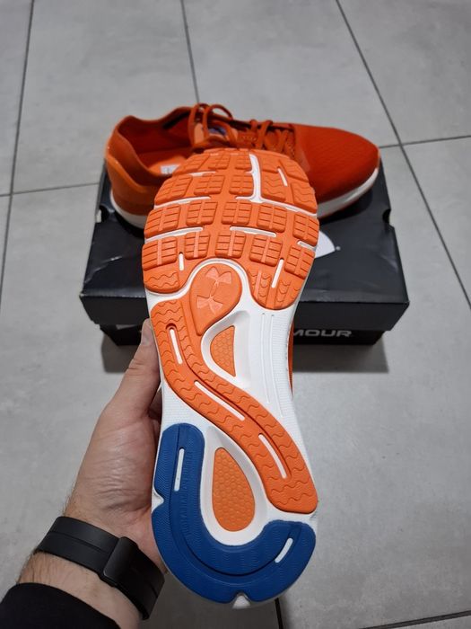 Under Armour Sonic 6