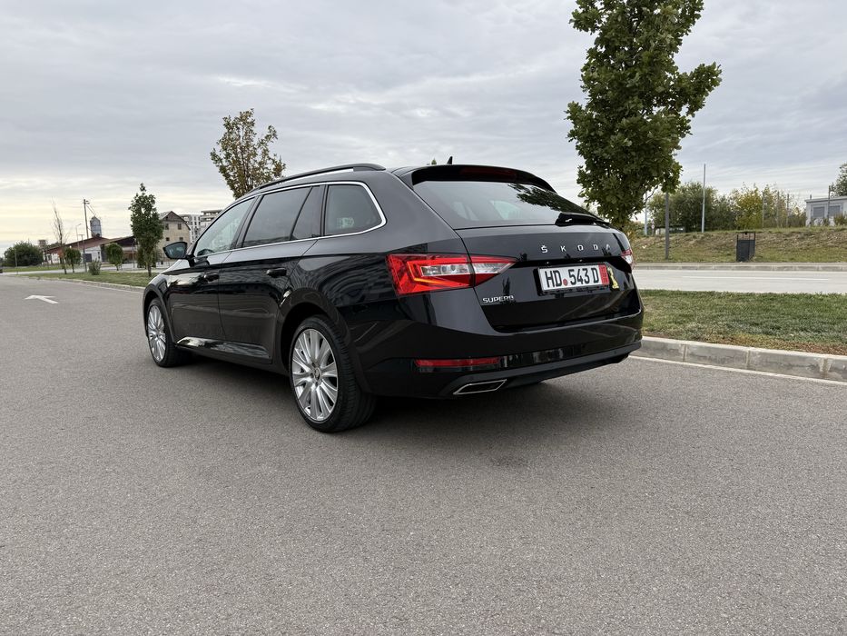 Skoda Superb 2.0 TDI  Sport Line Jante Led Automat Keyless Go ACC