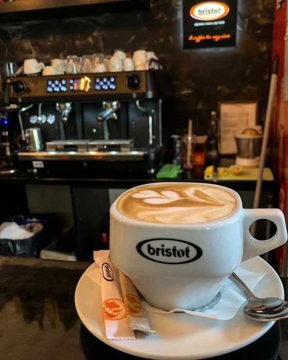 Пью кофе с удовольствием. 100% Арабика. Bristot Италия