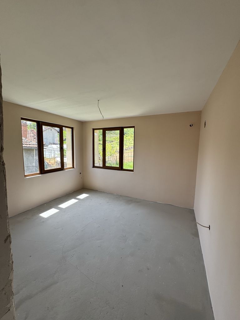 Продава се Къща в Русе, Средна кула - 75 кв.м за 1327 €/кв.м - Снимка #6