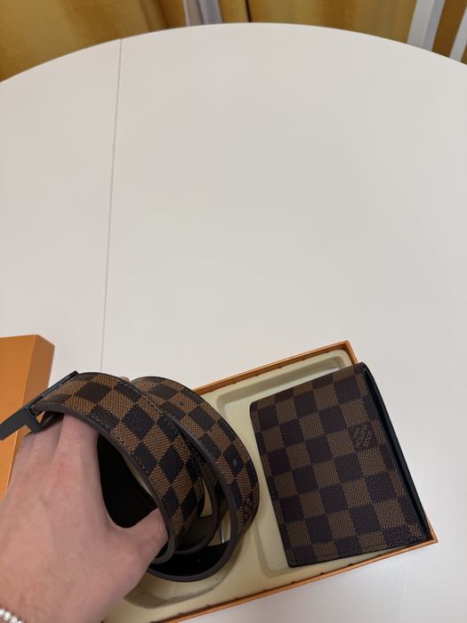 Louis vuitton curea portofel