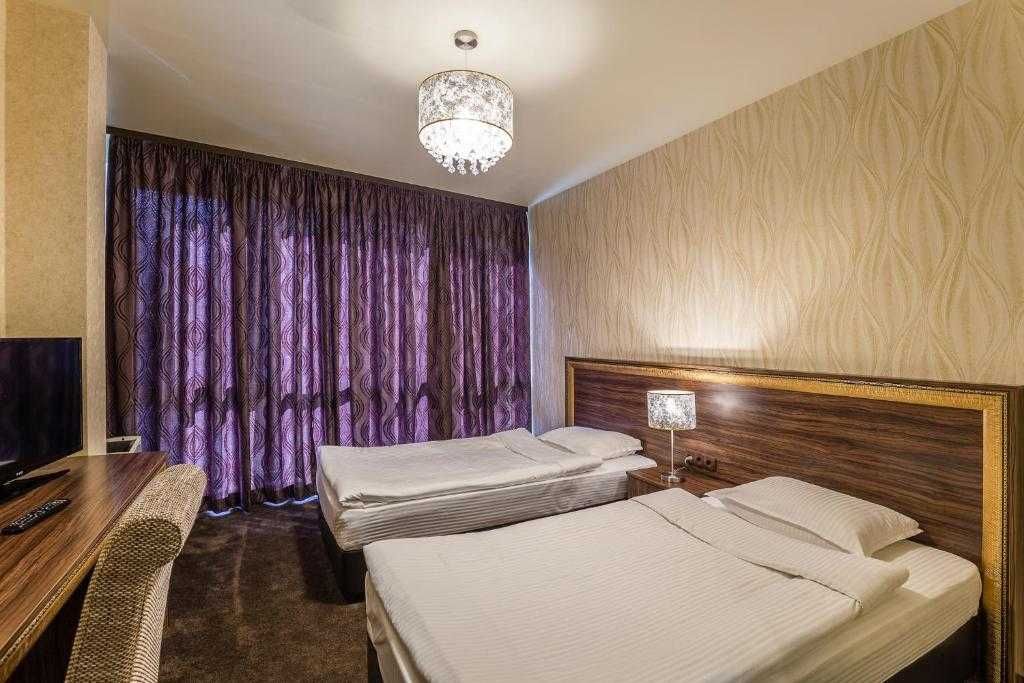 Продава се Хотел в Стара Загора, Център - 2200 кв.м за 1682 €/кв.м - Снимка #16