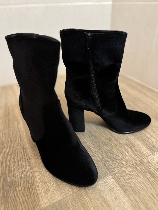 Botine Catwalk din catifea